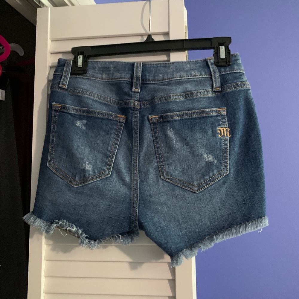 Miss me jean shorts!